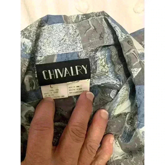 Vintage 80's Chivalry Silk Shirt Men's Size Large Abstract Long Sleeve Button Up - Picture 7 of 9